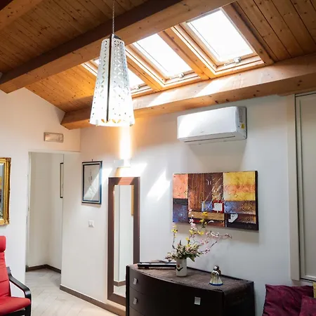Casa Alcala Deluxe 招待所