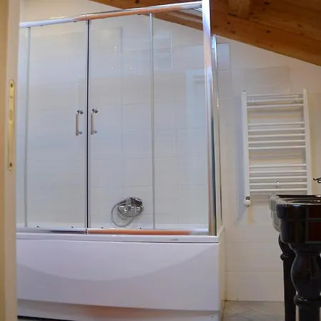 Casa de hóspedes Casa Alcalà Deluxe 2*